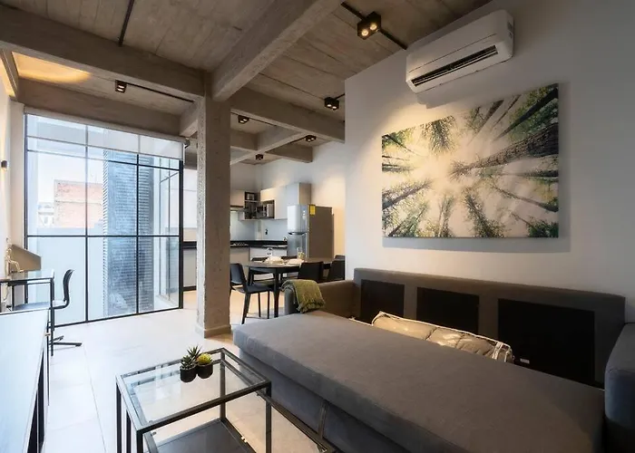 P501 2bdrm 2bath Ac Rooftop Apartment